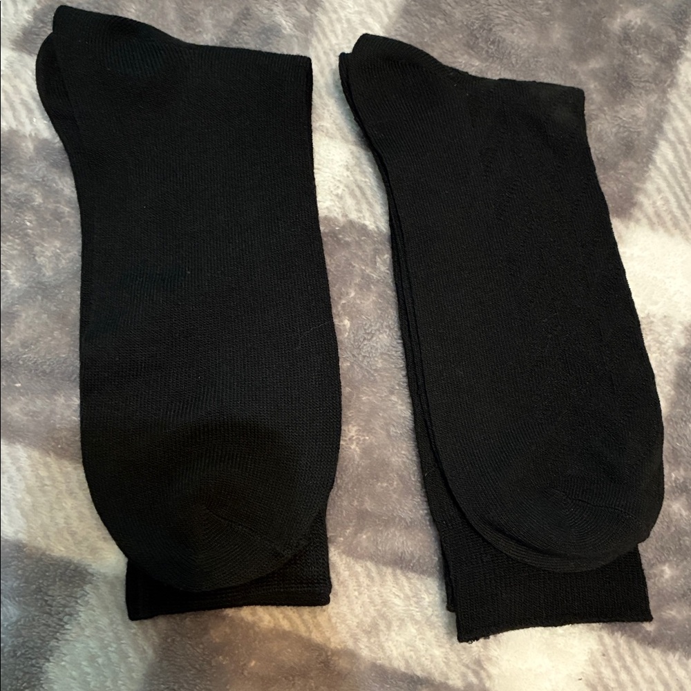 2 pairs of Black Men's Casual Dress Socks